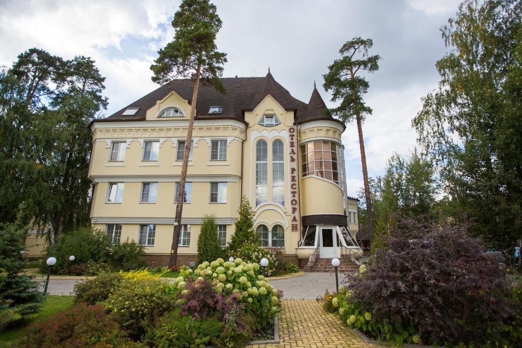 Dvoryanskoe Gnezdo Hotel Korolev Exterior photo
